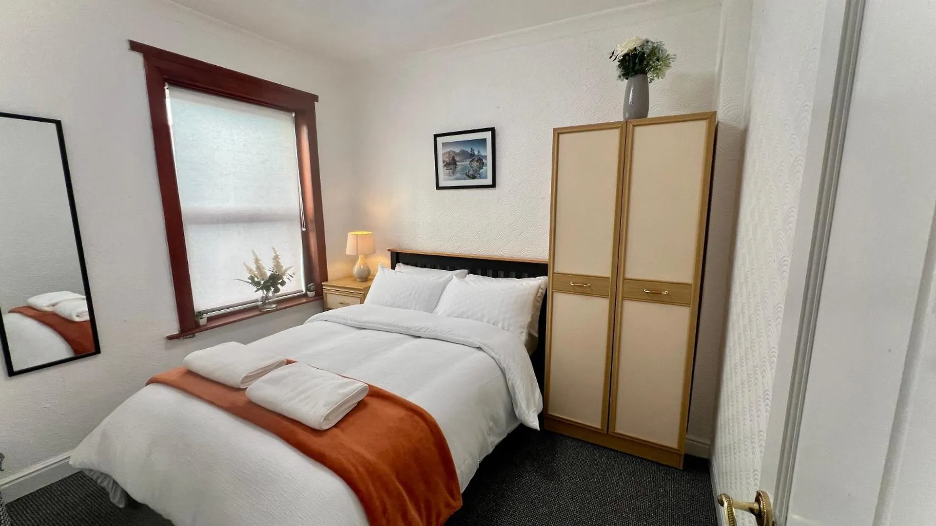 Centrally Located Apartment With Free Wifi Kingston upon Hull Δωμάτια σε οικογενειακή κατοικία